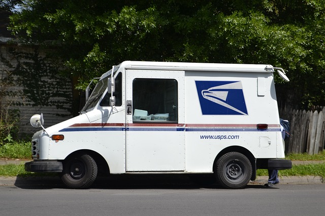 Mail Truck 3248139